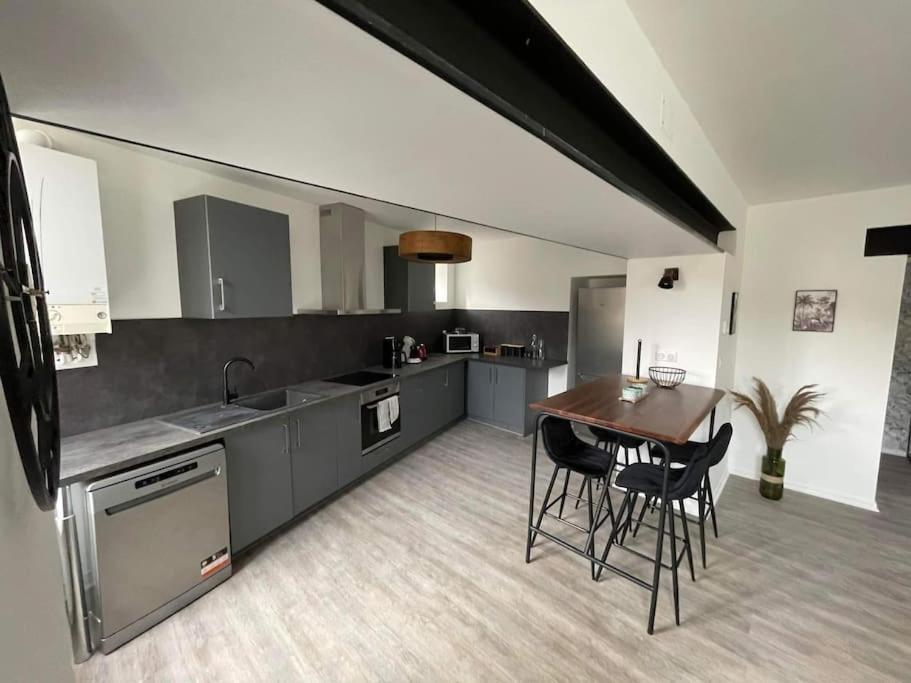 Appartement Jungle- Hypercentre -Charleville Экстерьер фото